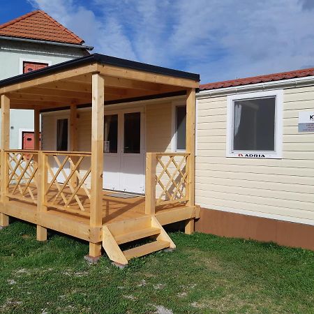 Mobile Homes And Apartment - Terme Catez Catez ob Savi Kültér fotó